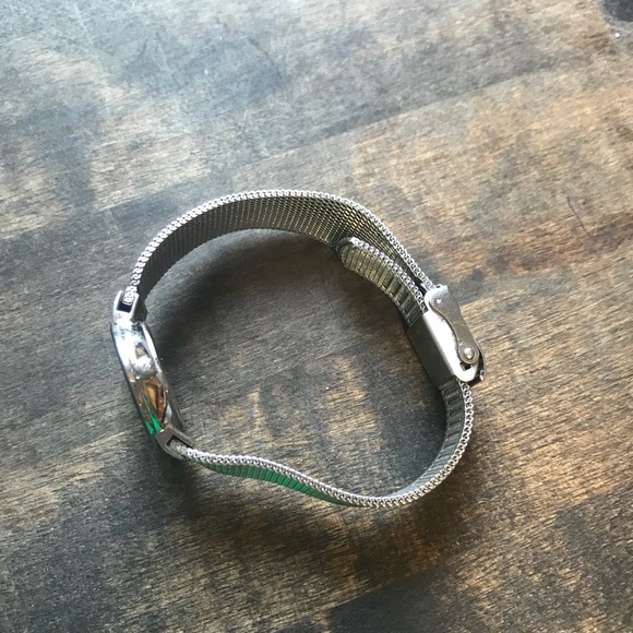 Watch - Picture 2 of 3